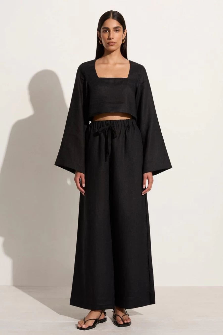 Faithfull The Brand Eilish Top - Black Women's Fashion Blouse