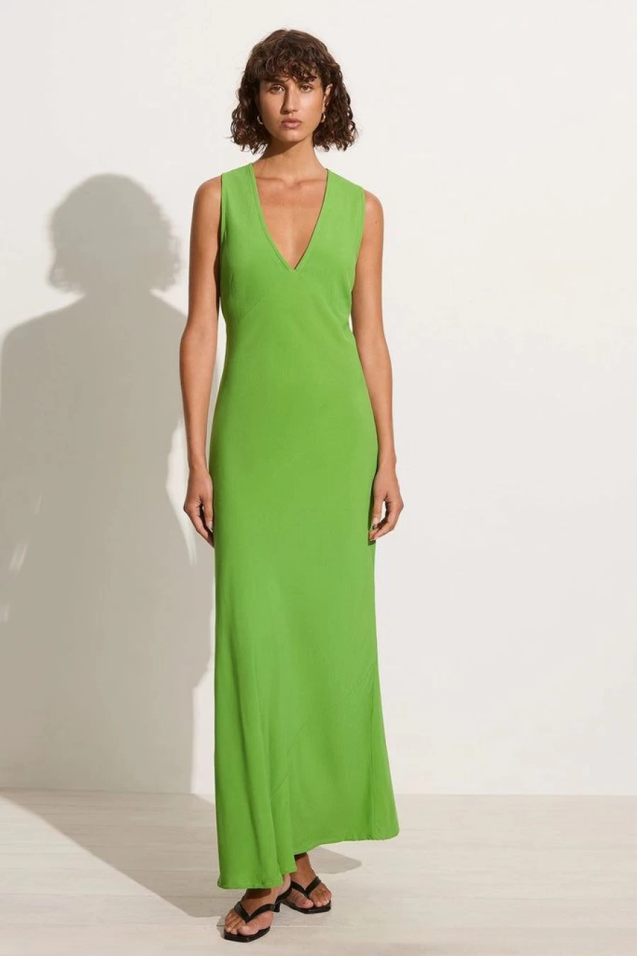 Faithfull The Brand Romi Maxi Dress - Flowy Apple Print Summer Dress for Women