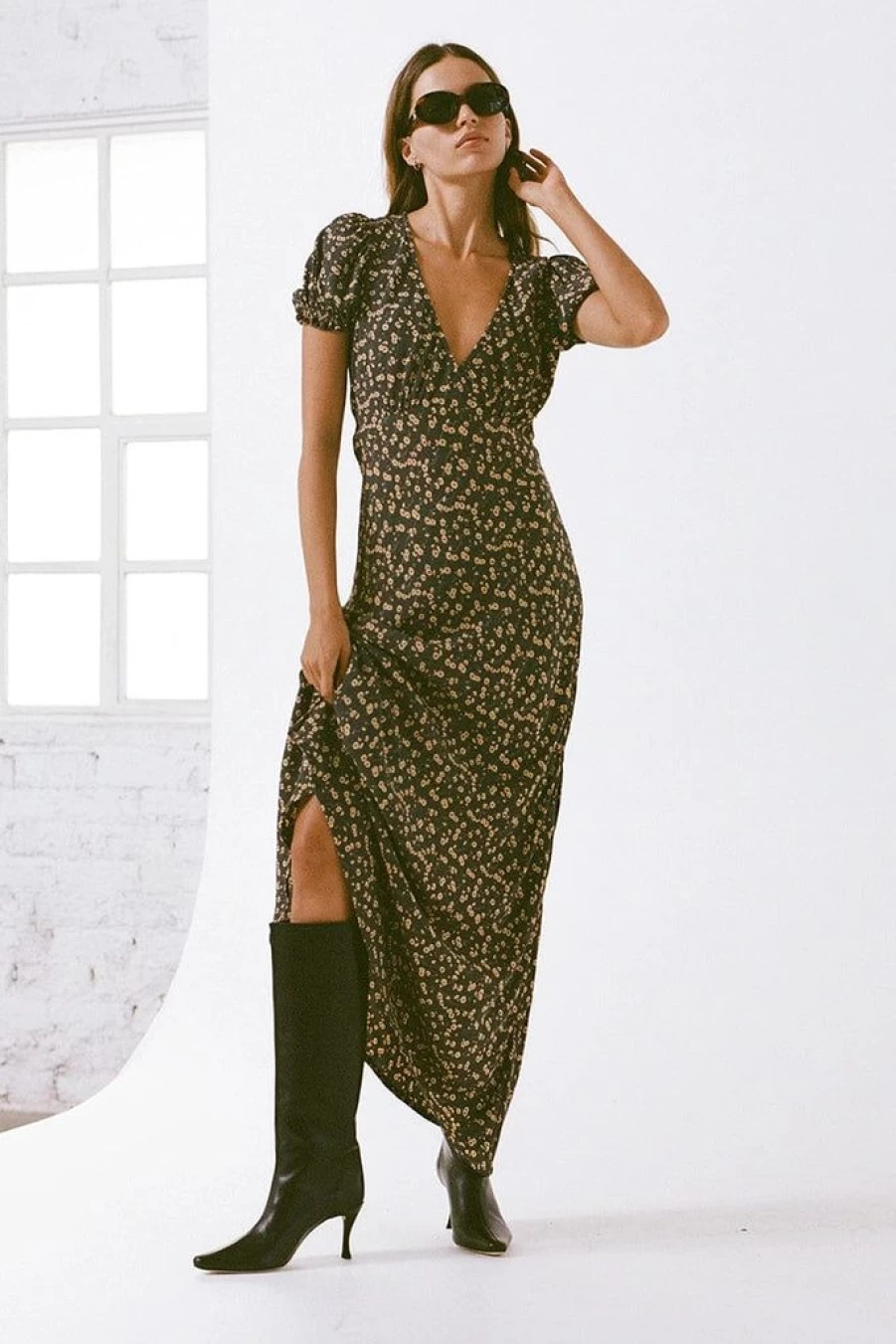 Faithfull The Brand Floral Print Reis Maxi Dress - Flowy Summer Beach Dress