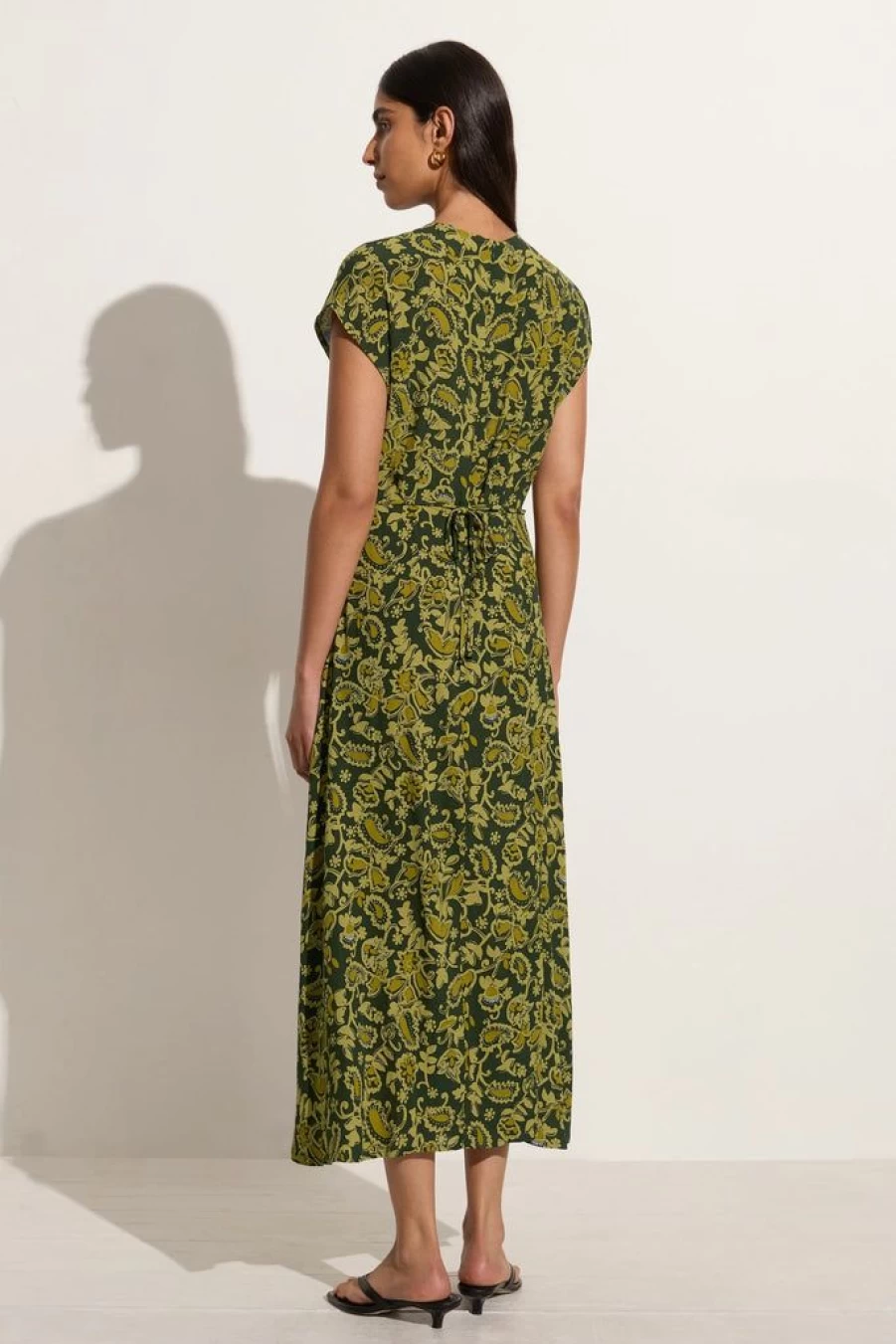 Faithfull The Brand Rocella Midi Dress in Paisley Green Print - Selcetta Style