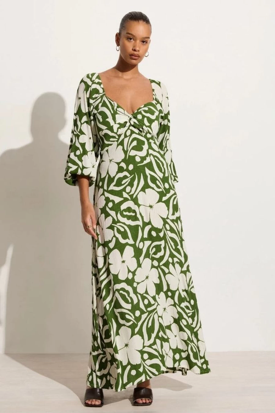 Faithfull The Brand Ondina Midi Dress in Pavito Floral Olive - Final Sale