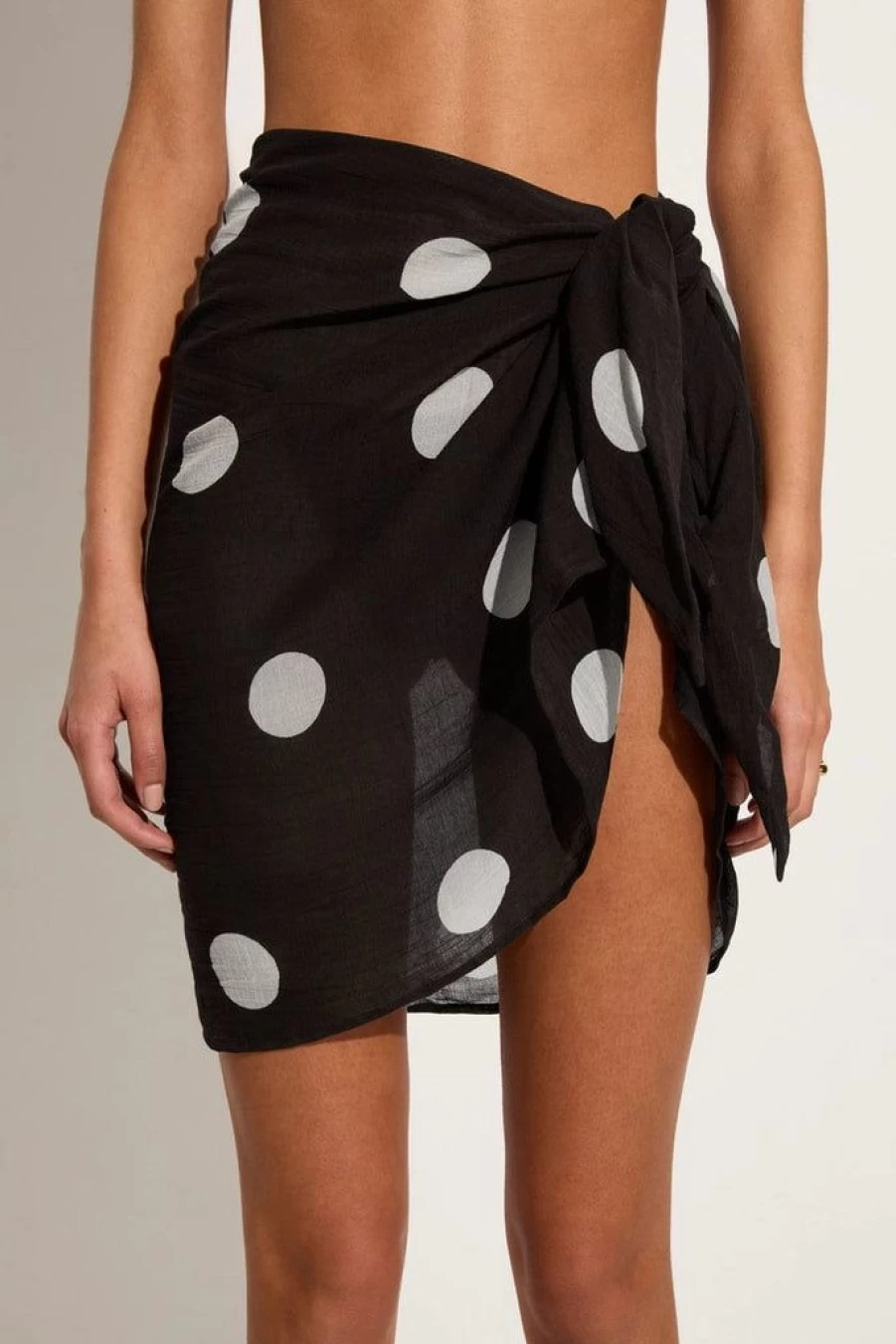 Faithfull The Brand Alca Pareo Veia Polka Dot Chocolate Beach Wrap - Stylish Floral Print Scarf for Women