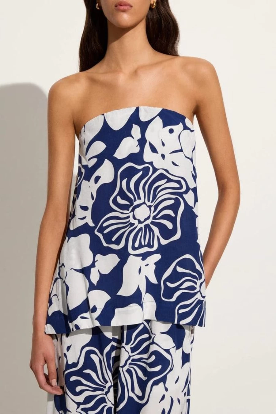 Faithfull The Brand Lizette Floral Print Top in Navy Blue - Mica Style