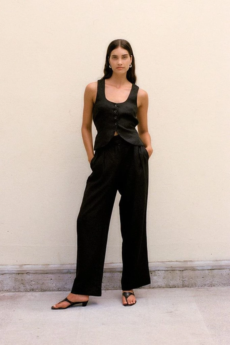 Faithfull The Brand Duomo High-Waisted Wide-Leg Pant in Black