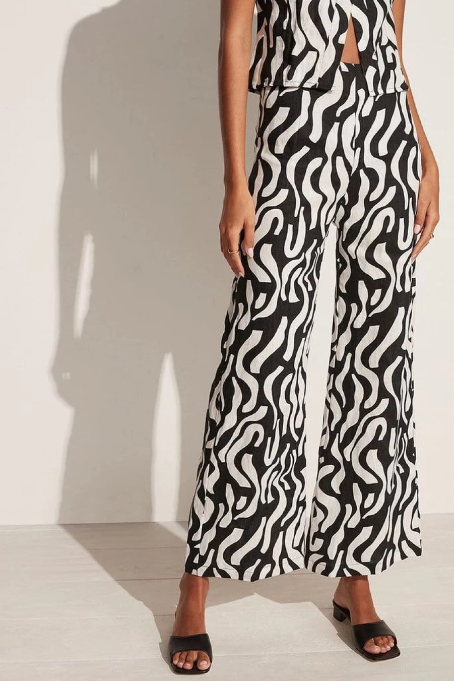 Faithfull The Brand Ottavio Black Floral Print Pants - La Cateau Final Sale